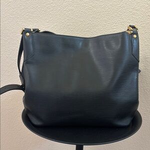 Louis Vuitton Epi Leather Mandana MM Vintage Black